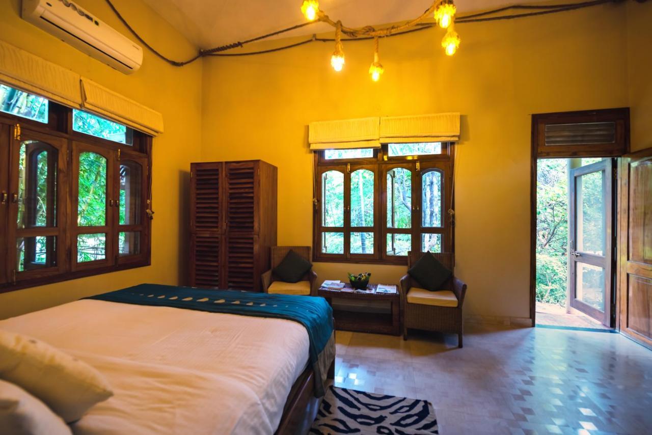 Готель Pench Jungle Camp Khawasa Екстер'єр фото