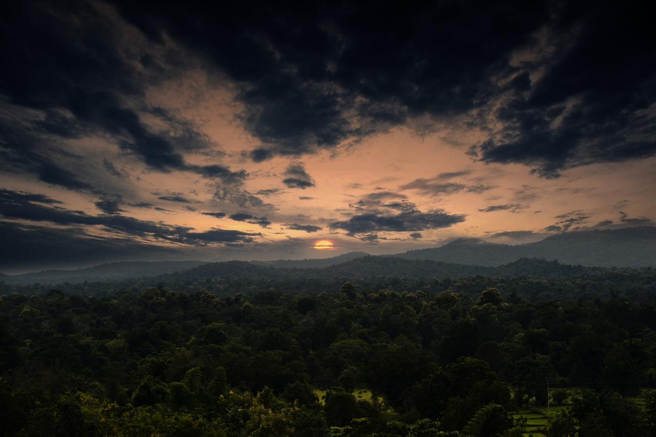 Готель Pench Jungle Camp Khawasa Екстер'єр фото