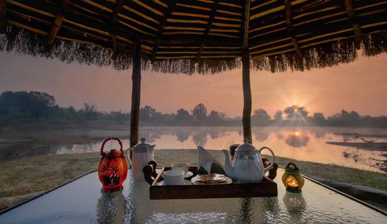 Готель Pench Jungle Camp Khawasa Екстер'єр фото