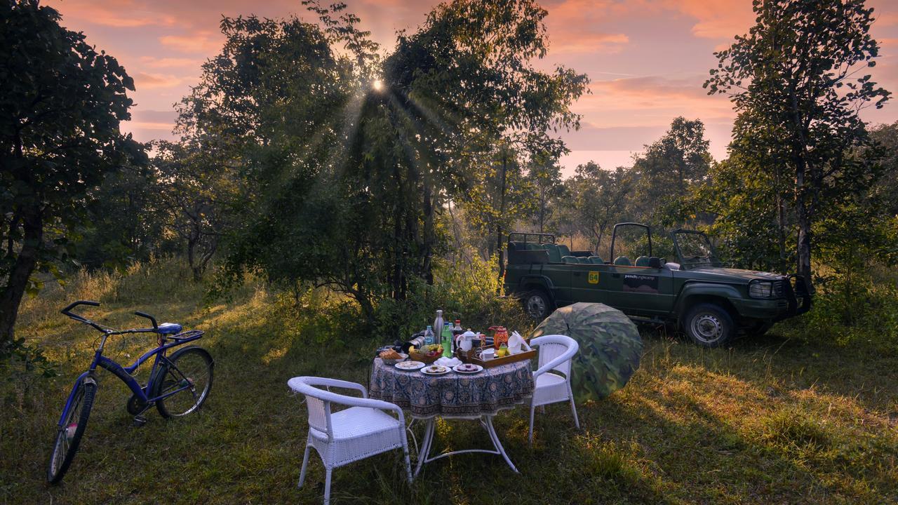 Готель Pench Jungle Camp Khawasa Екстер'єр фото