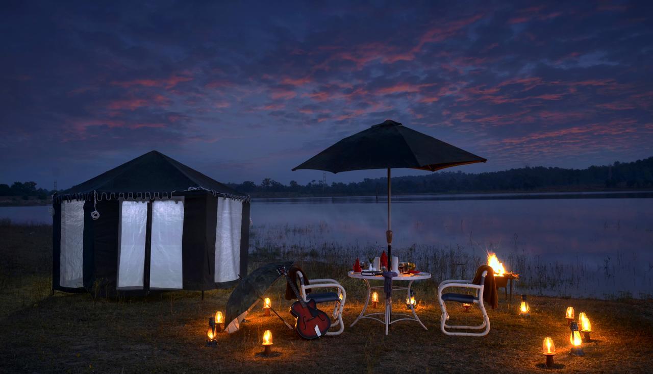 Готель Pench Jungle Camp Khawasa Екстер'єр фото