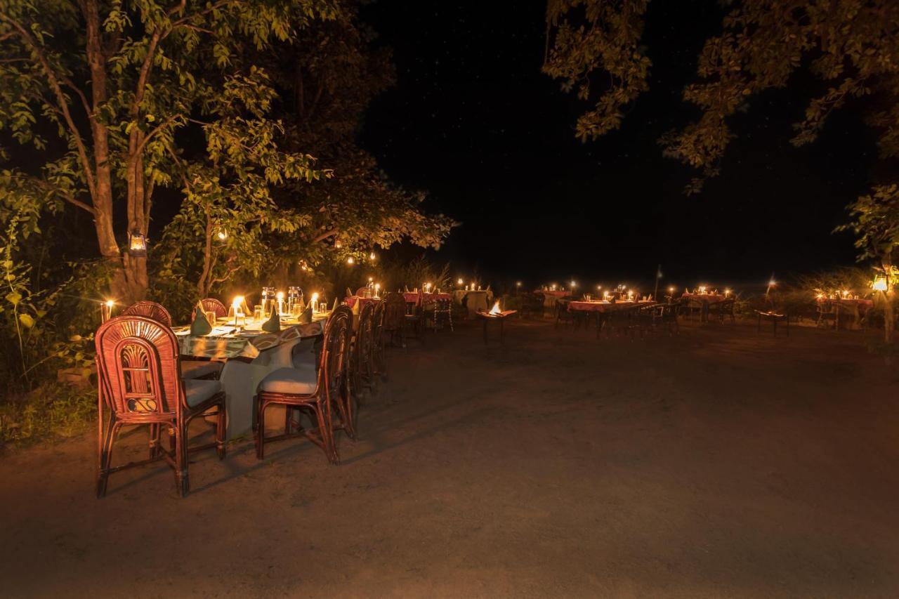 Готель Pench Jungle Camp Khawasa Екстер'єр фото