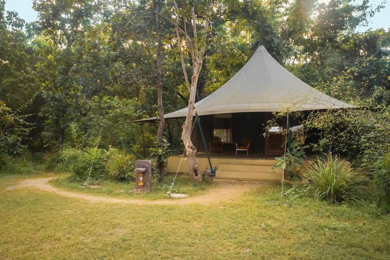 Готель Pench Jungle Camp Khawasa Екстер'єр фото