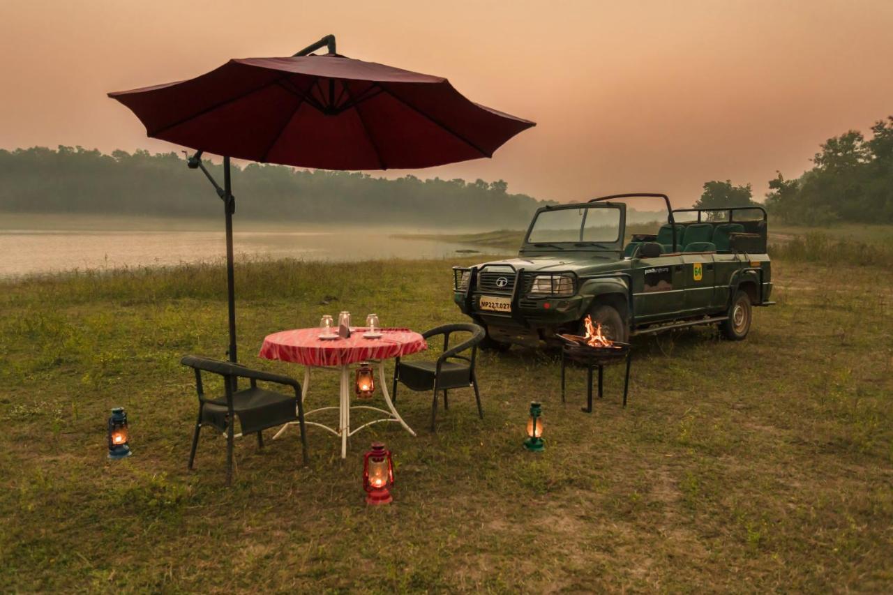 Готель Pench Jungle Camp Khawasa Екстер'єр фото